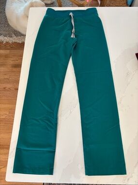 FIGS Green Livingston Scrub Pants